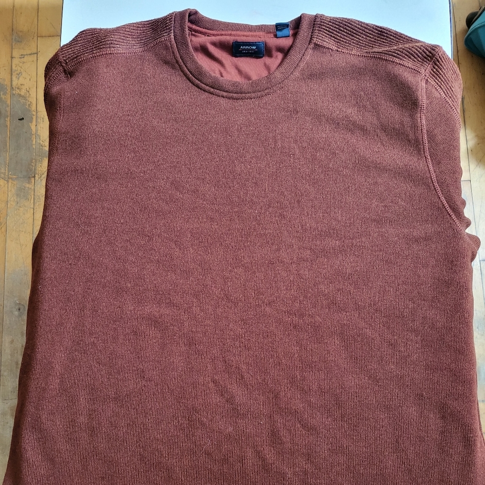 Brown Long Sleeve 2Xl sweater Arrow Never Worn